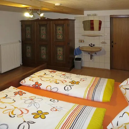 בית נופש Haus Egger 379w *